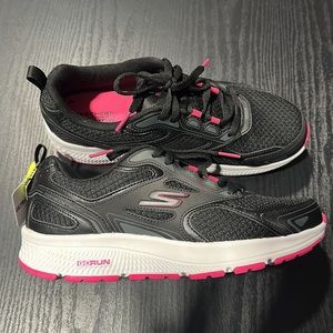 Skechers Goga Mat GoRun Sneakers